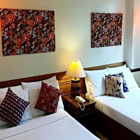 La Parilla Hotel Cabanatuan City Zewnętrze zdjęcie